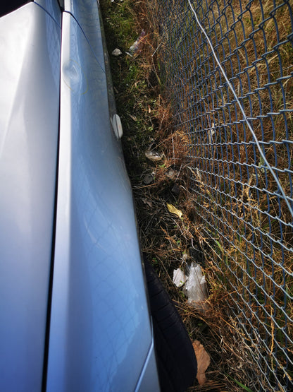2010 BMW 3 SERIES BONNET GRILLE (RH SIDE), E90/E92/E93, SEDAN/COUPE/CABRIO, 03/07-09/13 51137201968 GRILLE