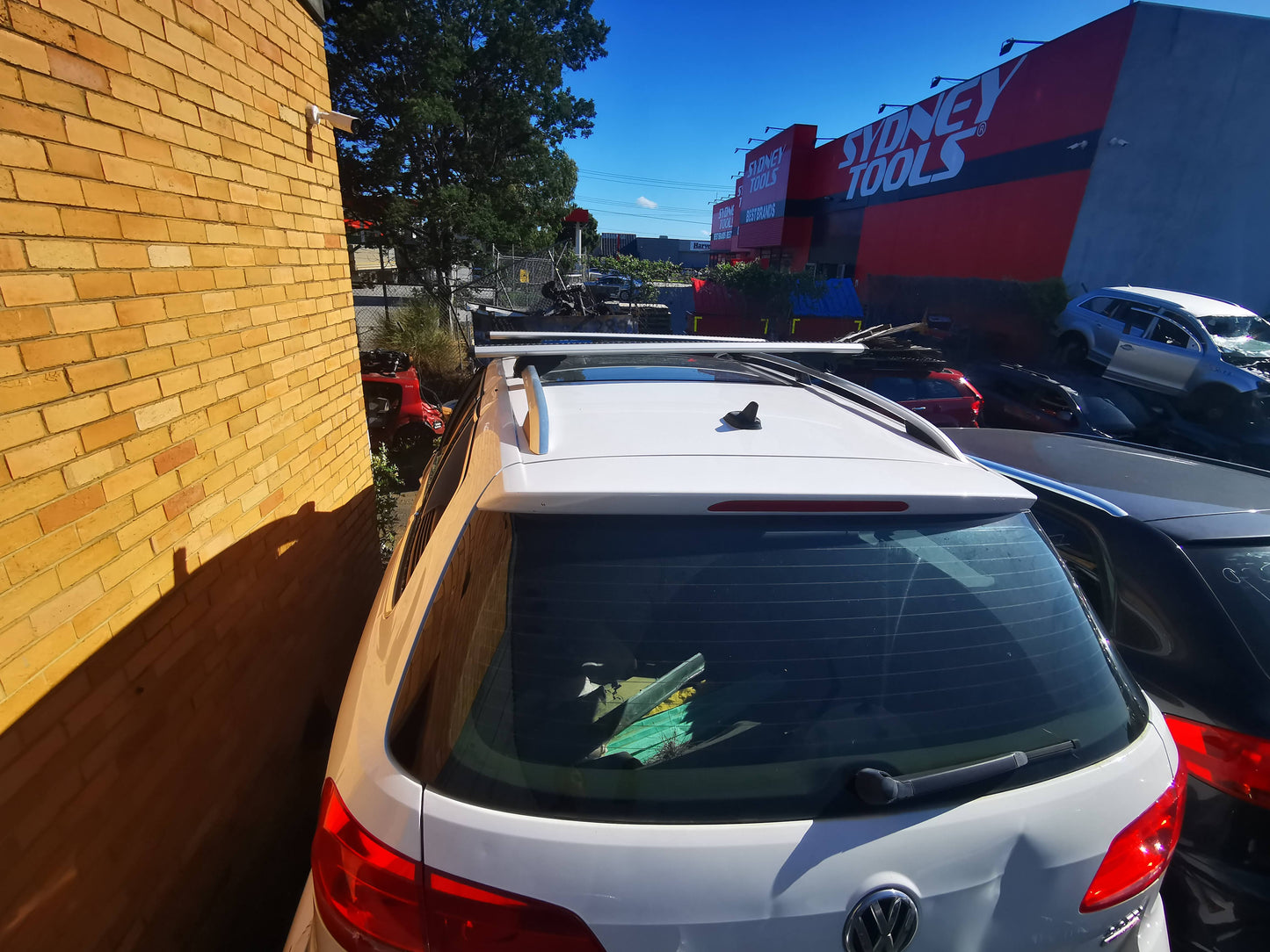 2013 VOLKSWAGEN PASSAT 3C, FRONT, 04/11-07/15 1K0947106H  COURTESY LIGHT