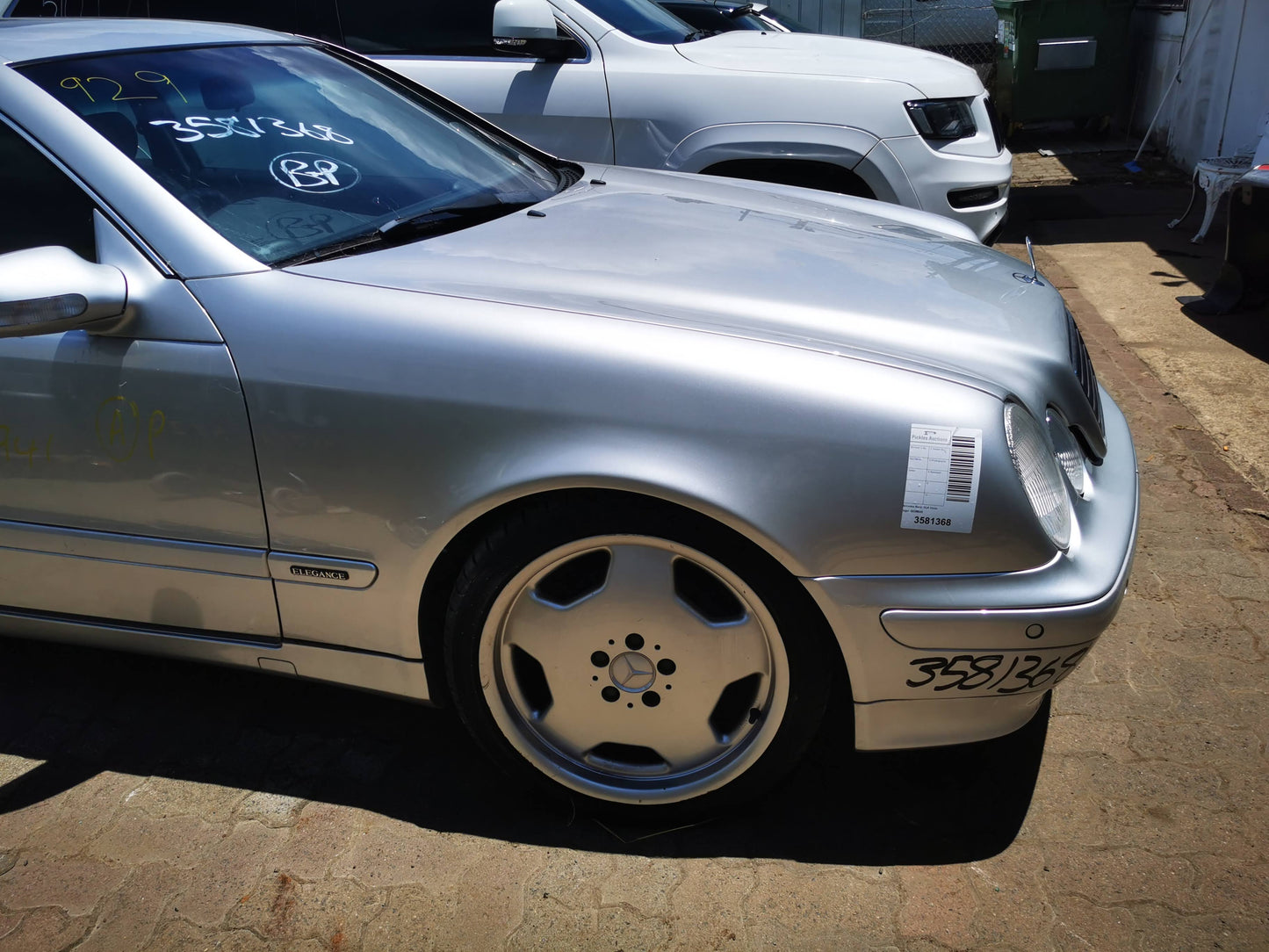 Wrecking 2000 MERCEDES CLK for Used Parts MB0929