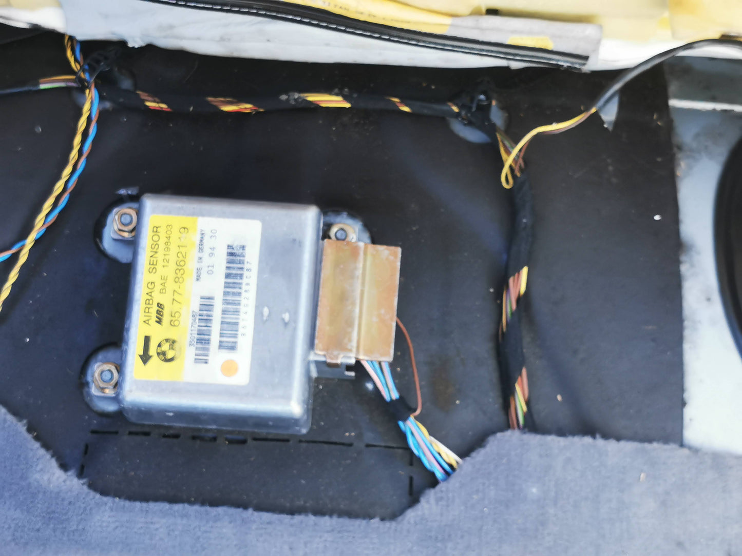 1994 BMW 3 SERIES LEFT FRONT DOOR LOCK, E36, SEDAN, 05/91-09/00 51218122203 DOOR BOOT GATE LOCK