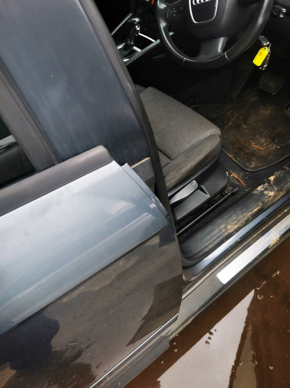 2006 AUDI A3 A3, 8P, 5DR HATCH, NON FOLDING TYPE, 03/04-09/08 8P2858532K RIGHT DOOR MIRROR
