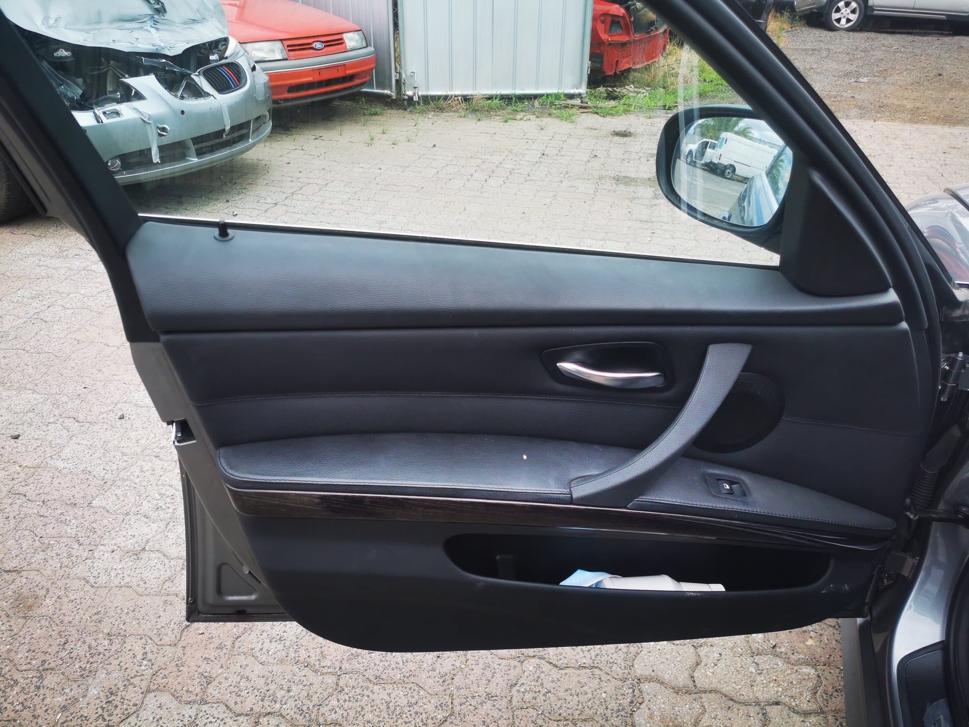 2011 BMW 3 SERIES BONNET GRILLE (LH SIDE), E90/E92/E93, SEDAN/COUPE/CABRIO, 03/07-09/13 51712146911 GRILLE