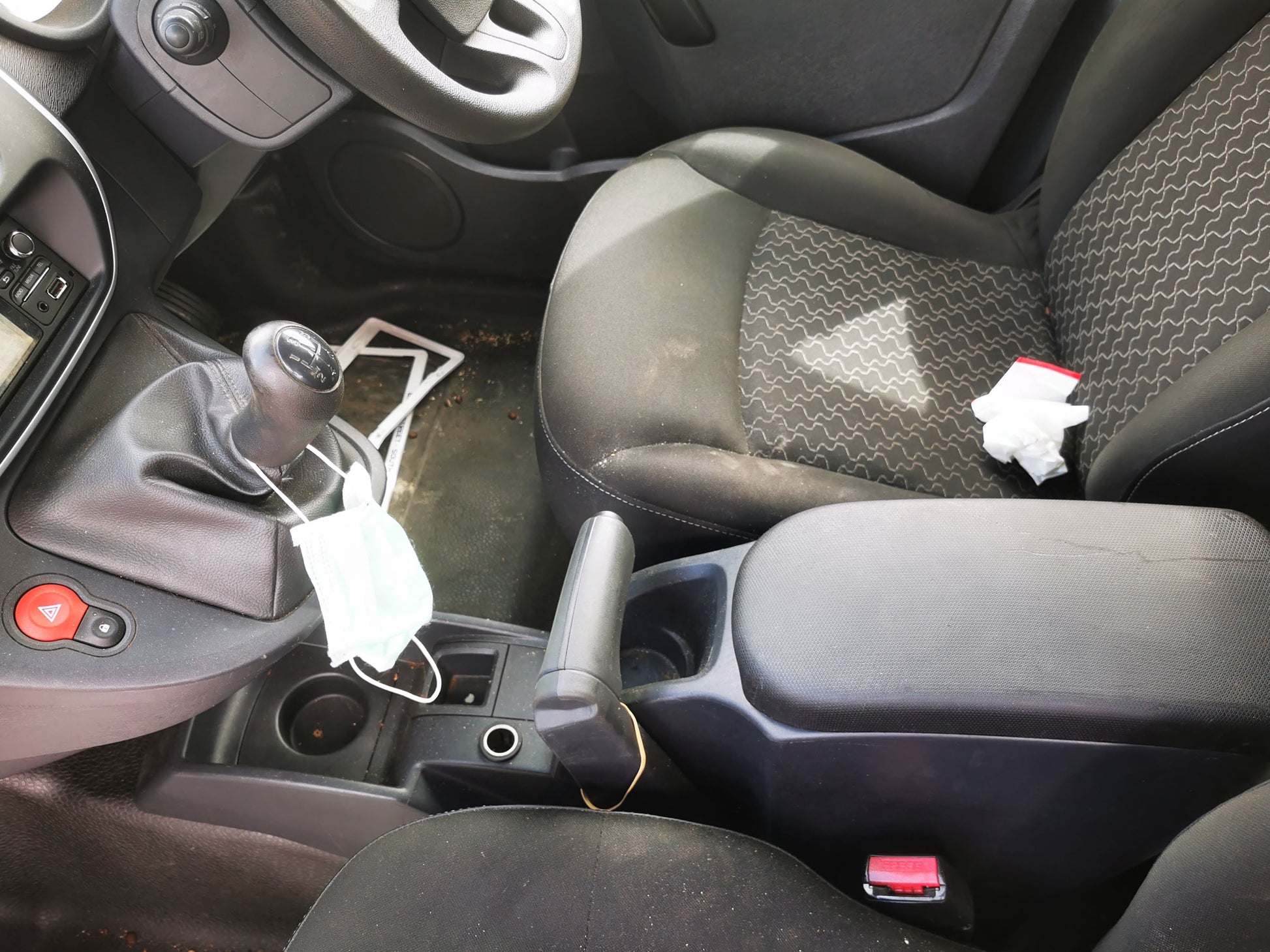 2015 RENAULT KANGOO X61, 10/12- 807207012R RIGHT FRONT WINDOW REG MOTOR