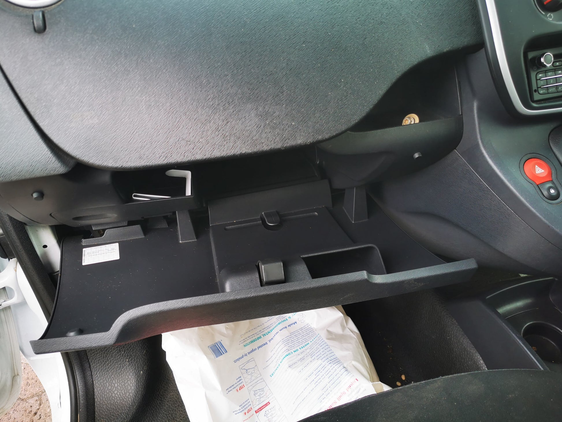 2015 RENAULT KANGOO X61, BLACK ONLY, W/PARK SENSOR TYPE, 09/13-02/22 7701478196 REAR BUMPER