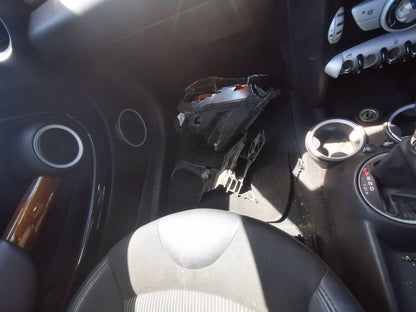 2009 MINI COOPER LEFT FRONT DOOR LOCK, R55/R56, HATCH/WAGON, 01/09-05/14 51212752597 DOOR BOOT GATE LOCK