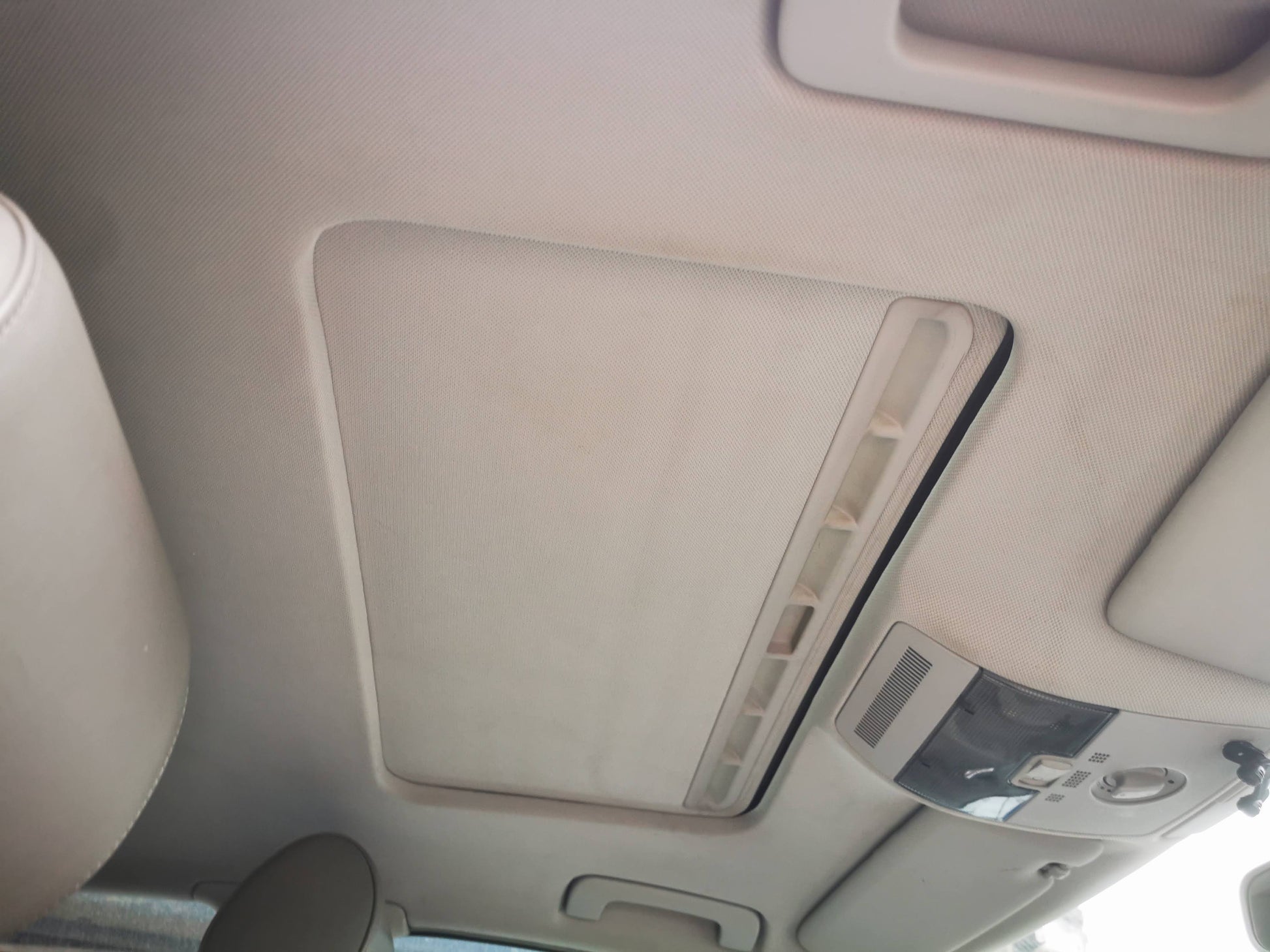 2005 AUDI A3 8P, FRONT, 06/04-02/13 8P0947106 COURTESY LIGHT
