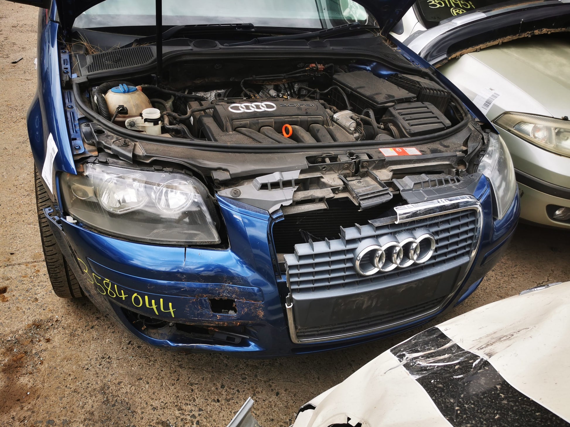 2005 AUDI A3 8P, FRONT, 06/04-02/13 8P0947106 COURTESY LIGHT