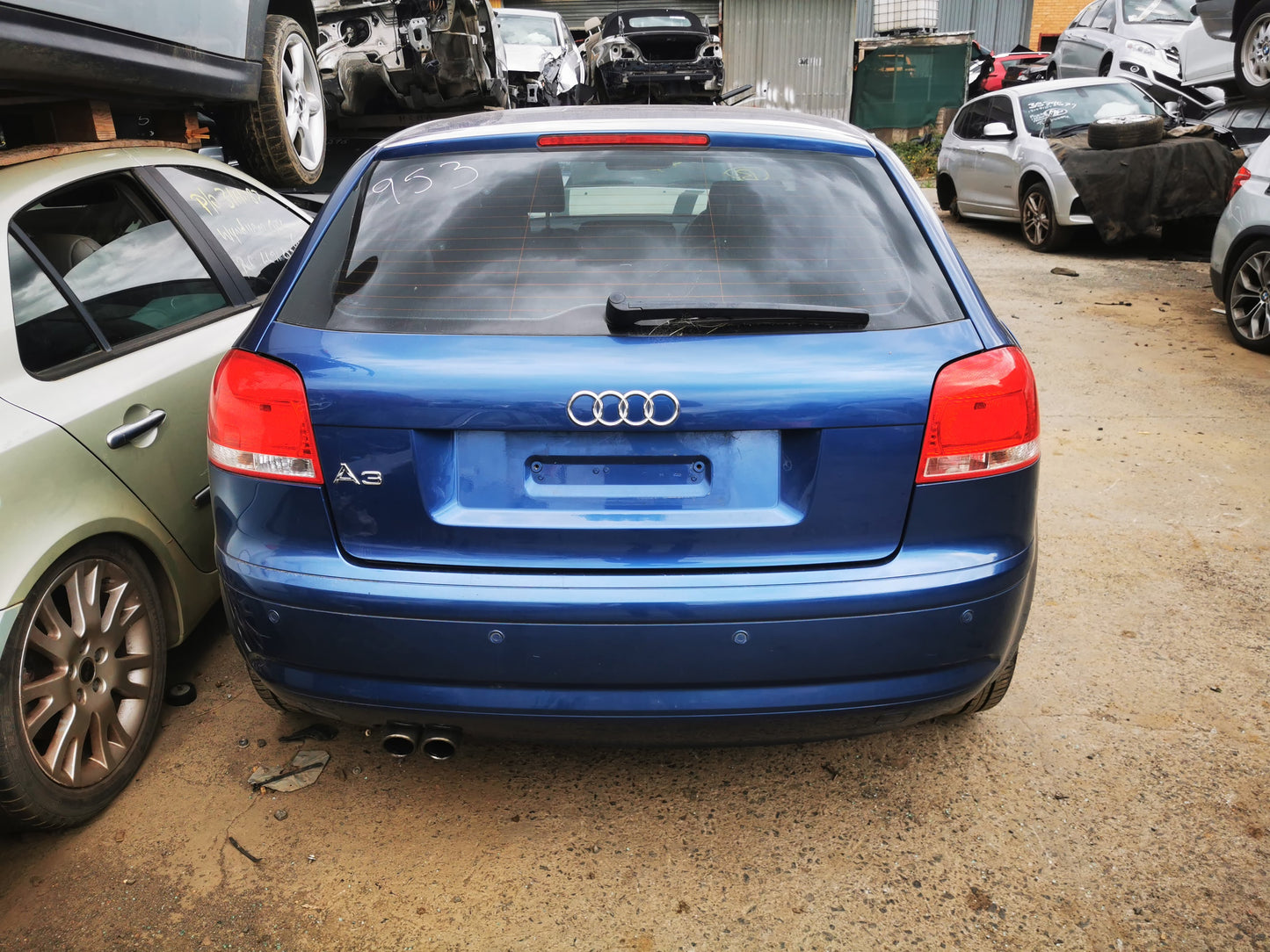 2005 AUDI A3 8P, FRONT, 06/04-02/13 8P0947106 COURTESY LIGHT