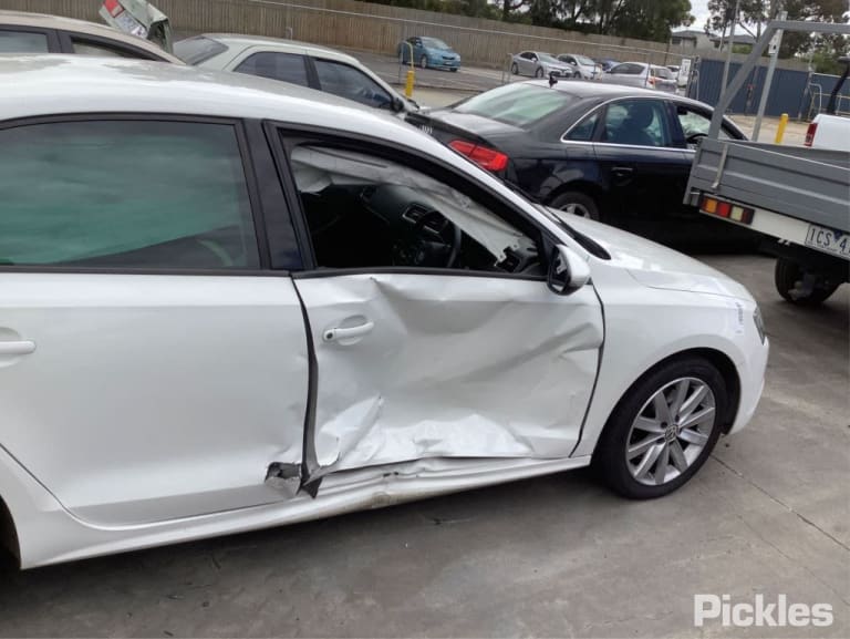 2012 VOLKSWAGEN JETTA 1B, 02/11-12/17 5C6821105A LEFT GUARD