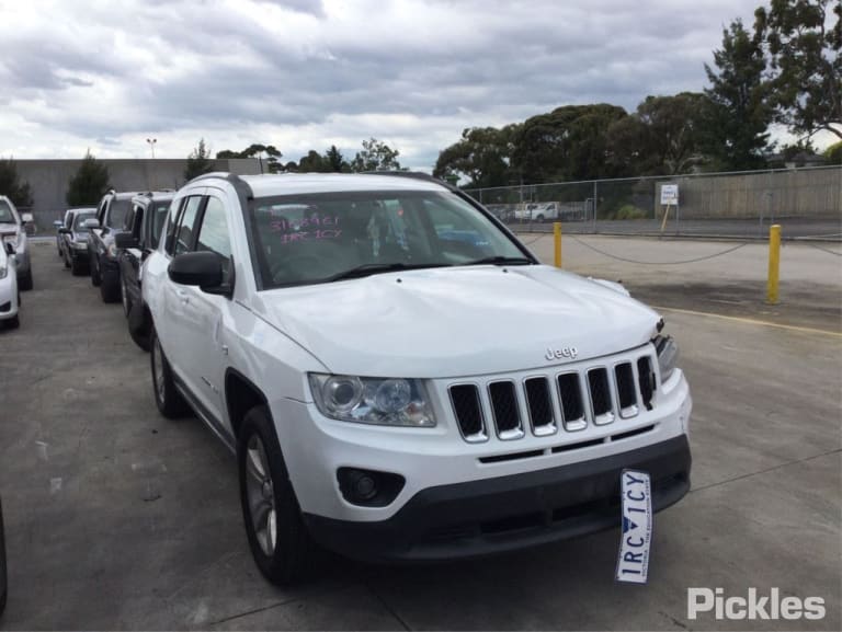 2013 JEEP COMPASS MK, 07/11-12/16 68088499AB LEFT FRONT HUB ASSEMBLY