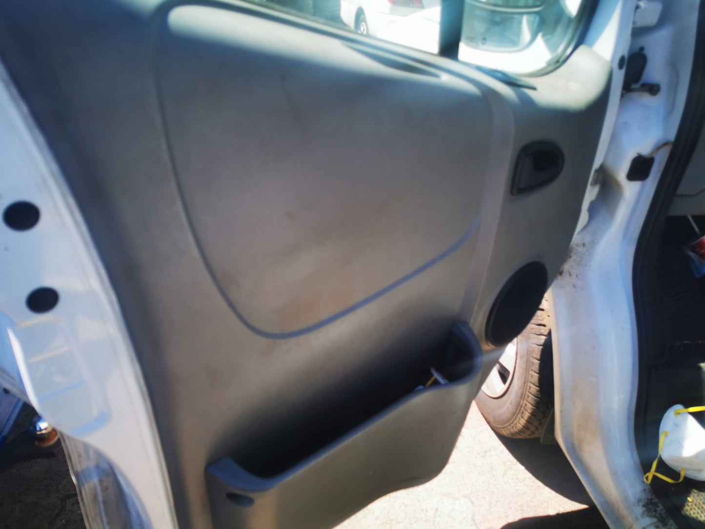 Wrecking 2014 RENAULT TRAFIC for Used Parts RN0967