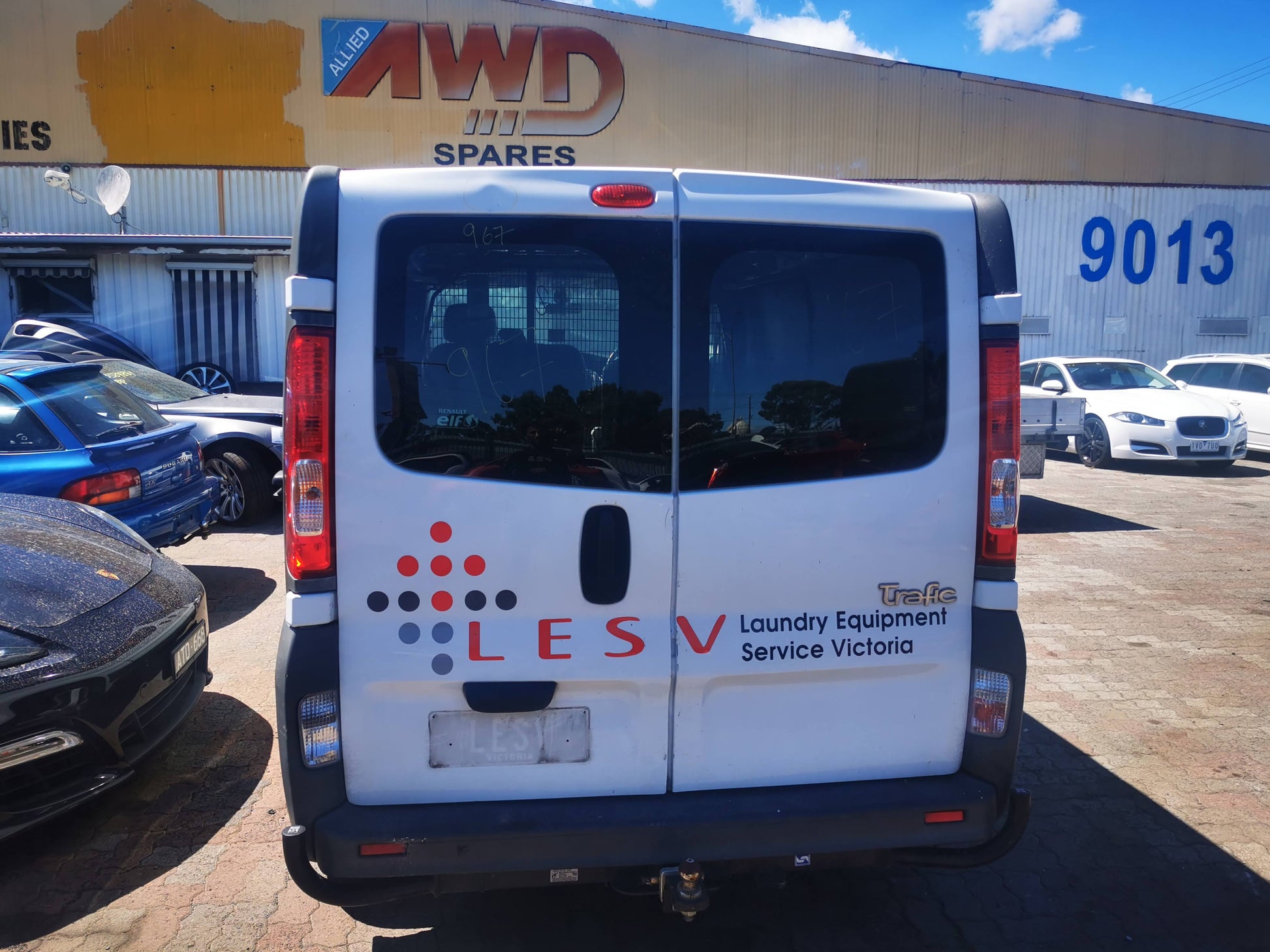 Wrecking 2014 RENAULT TRAFIC for Used Parts RN0967