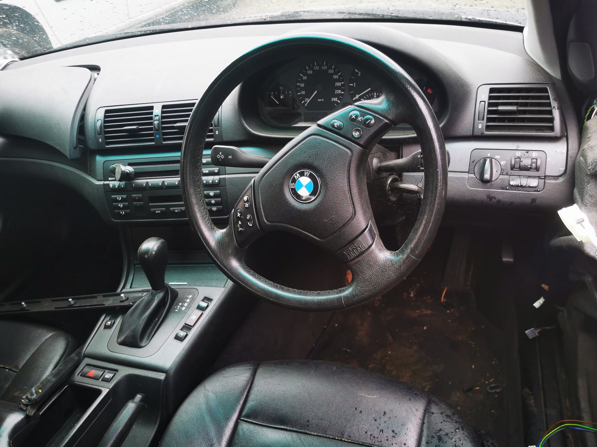 2000 BMW 3 SERIES E46, CPE/CAB STANDARD, 09/98-09/01 63126902747 LEFT HEADLAMP