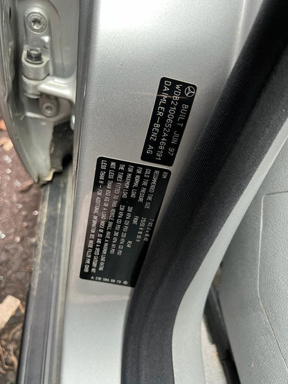 1996 MERCEDES E CLASS W210, 01/96-08/02 A2028201201 COURTESY LIGHT