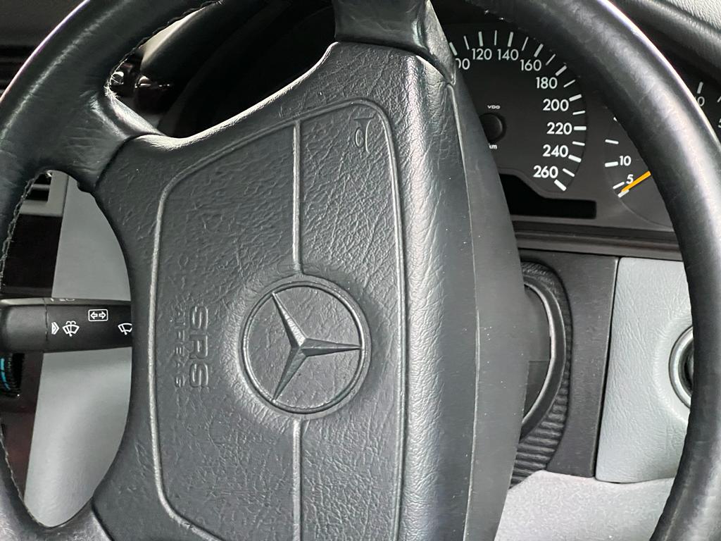 1996 MERCEDES E CLASS W210, SEDAN, NON AIR BAG TYPE, 01/96-10/99 A2107302405 RIGHT REAR DOOR