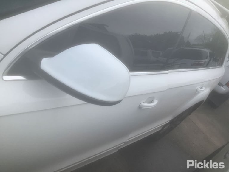 2011 AUDI Q7 BUMPER FOGLAMP, 4L, 07/09-08/15 4L0941700A RIGHT INDICATOR FOG SIDE