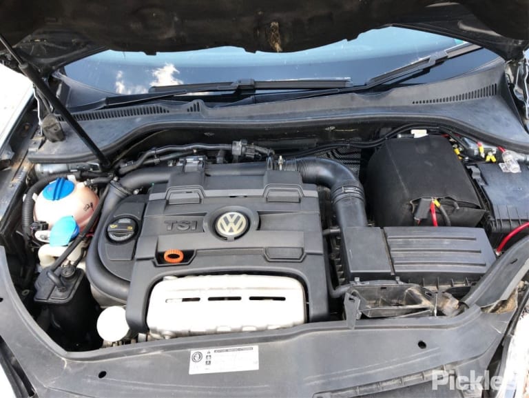 2010 VOLKSWAGEN JETTA 1KM, W/ PARK SENSOR TYPE, 02/06-07/11 1K5807417H REAR BUMPER