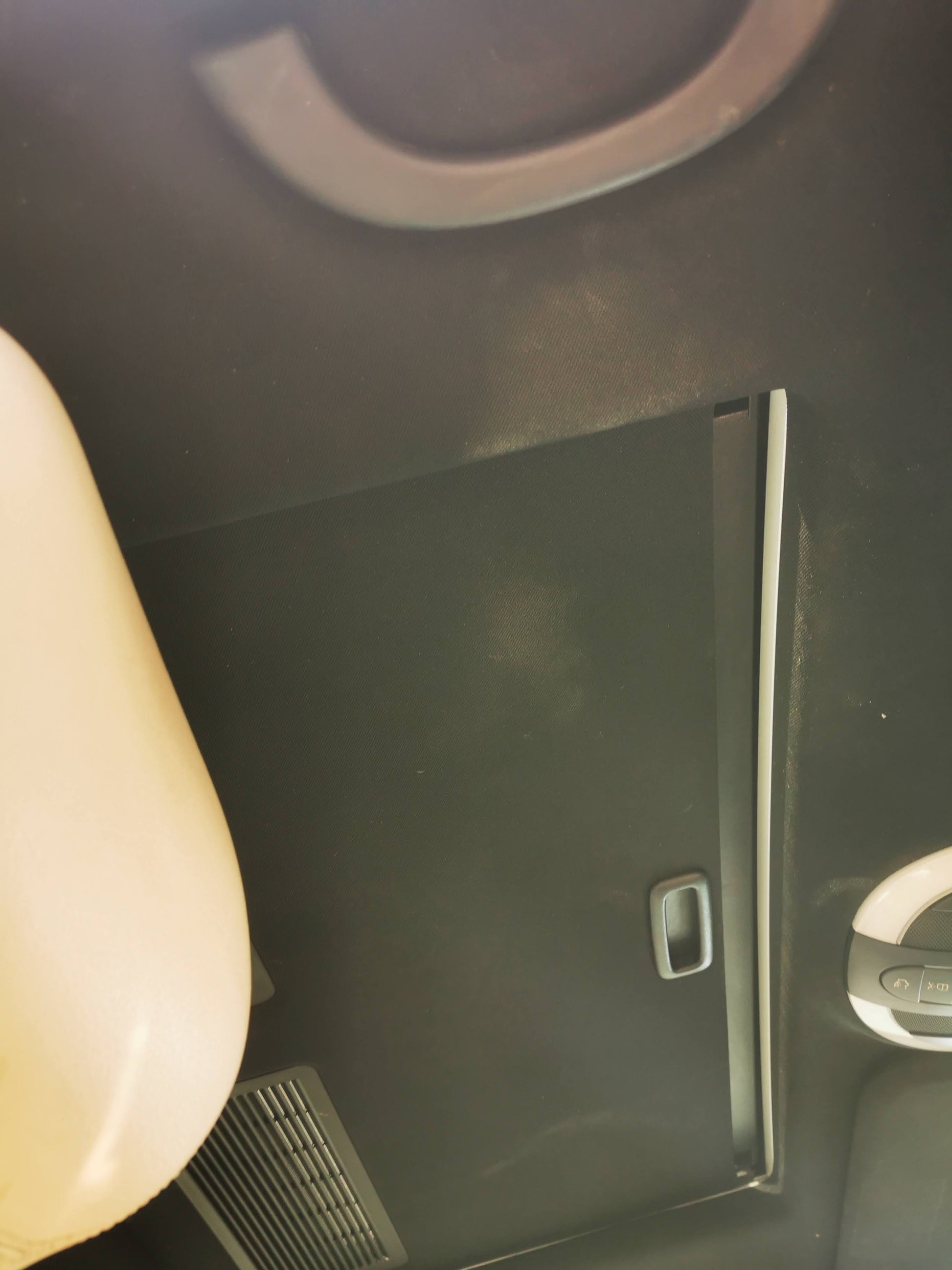 2008 MERCEDES E CLASS RIGHT FRONT DOOR LOCK, W211/S211, 08/02-12/09 A2117200435 DOOR BOOT GATE LOCK