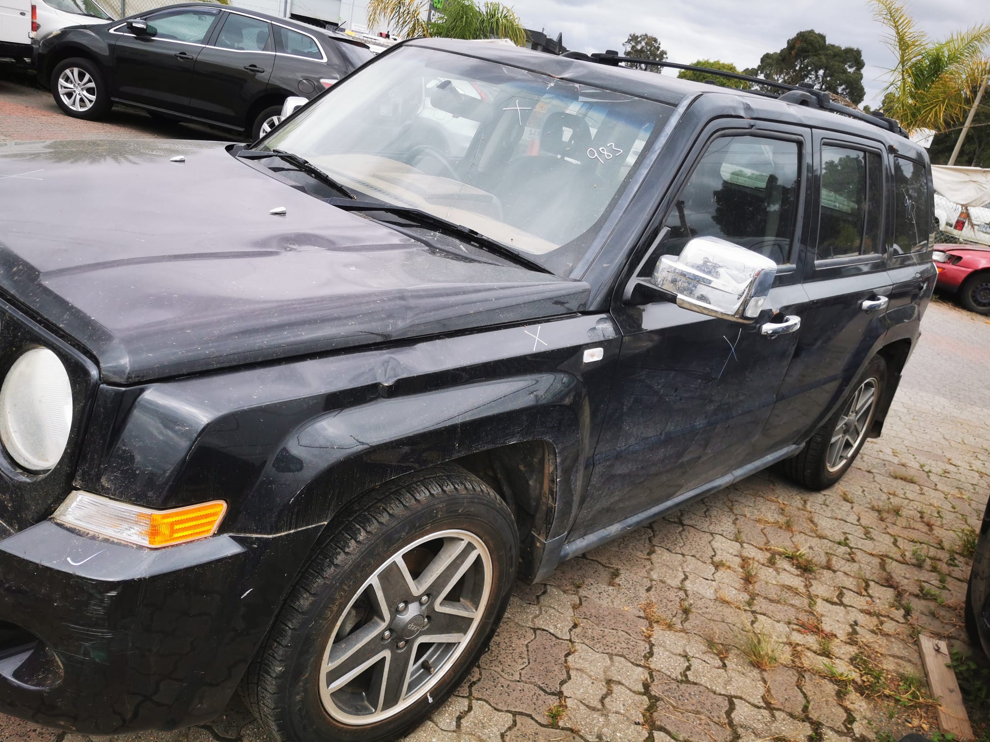 2008 JEEP PATRIOT MK, MIDDLE STICK ON MOULD TYPE, 08/07-08/09 5067713AC LEFT REAR DOOR SLIDING
