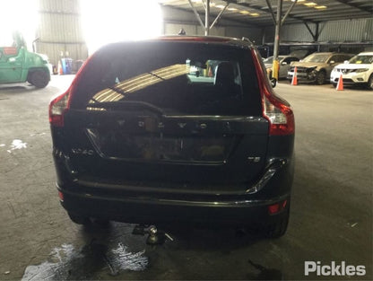 2013 VOLVO XC60 DZ, HARDENED TYPE, 02/09-04/17 31386793 RIGHT FRONT DOOR WINDOW