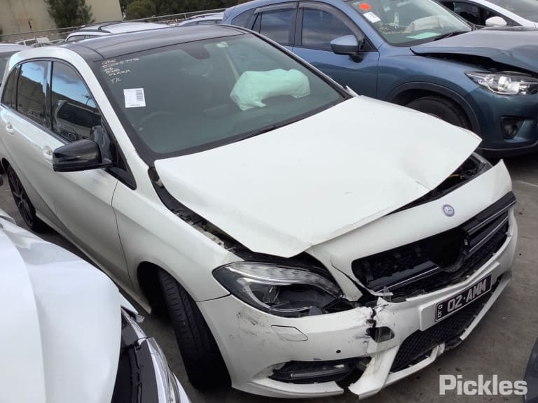 2012 MERCEDES B CLASS RIGHT FRONT DOOR LOCK, W246, 12/11-02/19 A1667200235 DOOR BOOT GATE LOCK