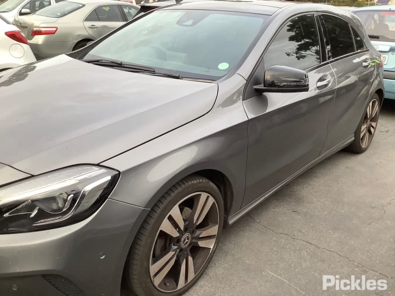 2018 MERCEDES A CLASS LH FRONT, FABRIC/LEATHER, W176, 09/12-03/18 A1767204100 DOOR TRIM