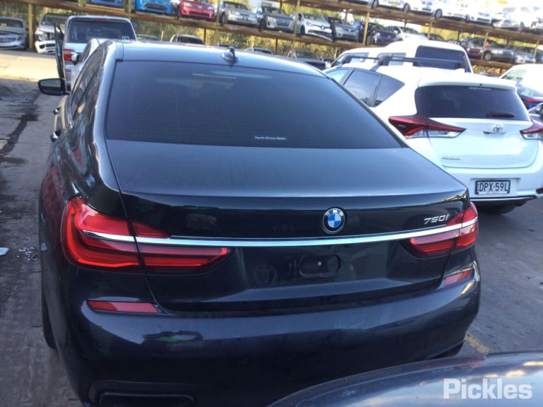 Wrecking 2016 BMW 7 SERIES for Used Parts BM1062