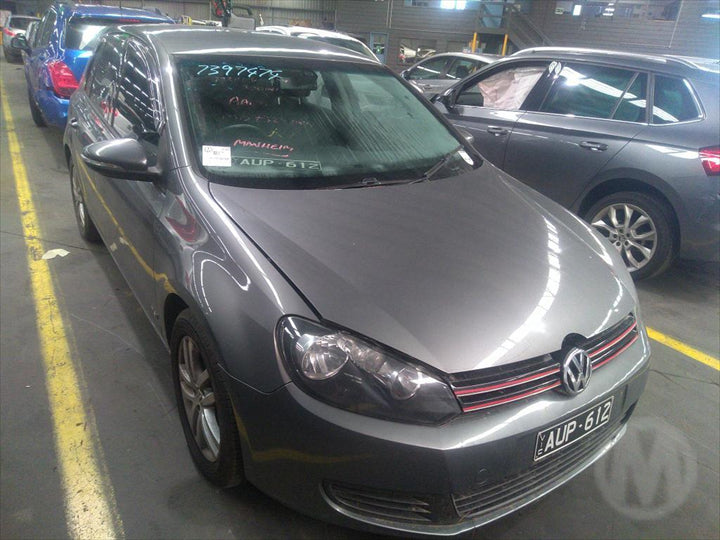 2011 VOLKSWAGEN GOLF GEN 6, 10/08-12/15 1K0947105T COURTESY LIGHT