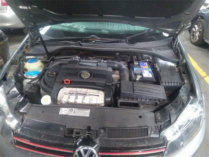 2011 VOLKSWAGEN GOLF GEN 6, COMFORTLINE/TRENDLINE, HALOGEN TYPE, 10/08-03/13 5K2941005H LEFT HEADLAMP
