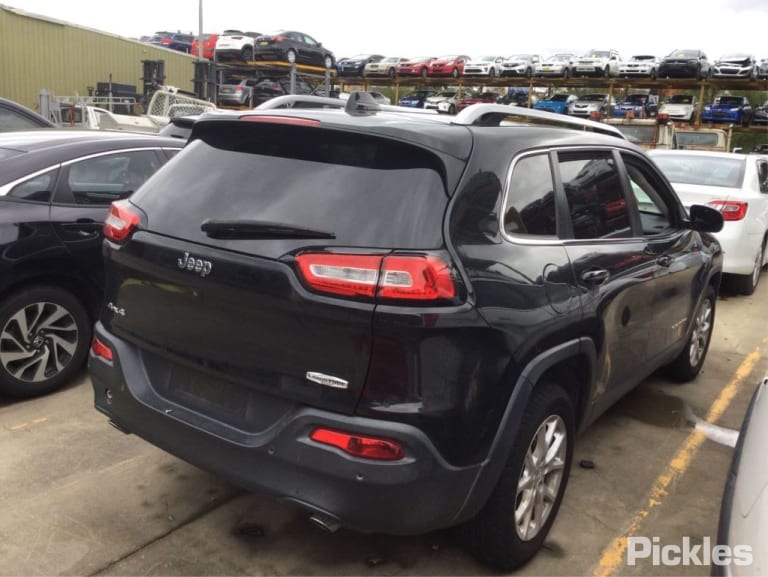 Wrecking 2014 JEEP CHEROKEE for Used Parts JP0992