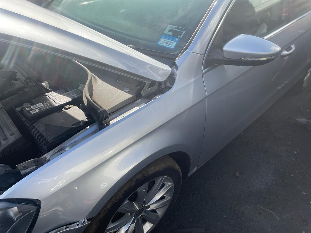 2013 VOLKSWAGEN PASSAT 3C, 04/11-07/15  TAILGATE REGULATOR