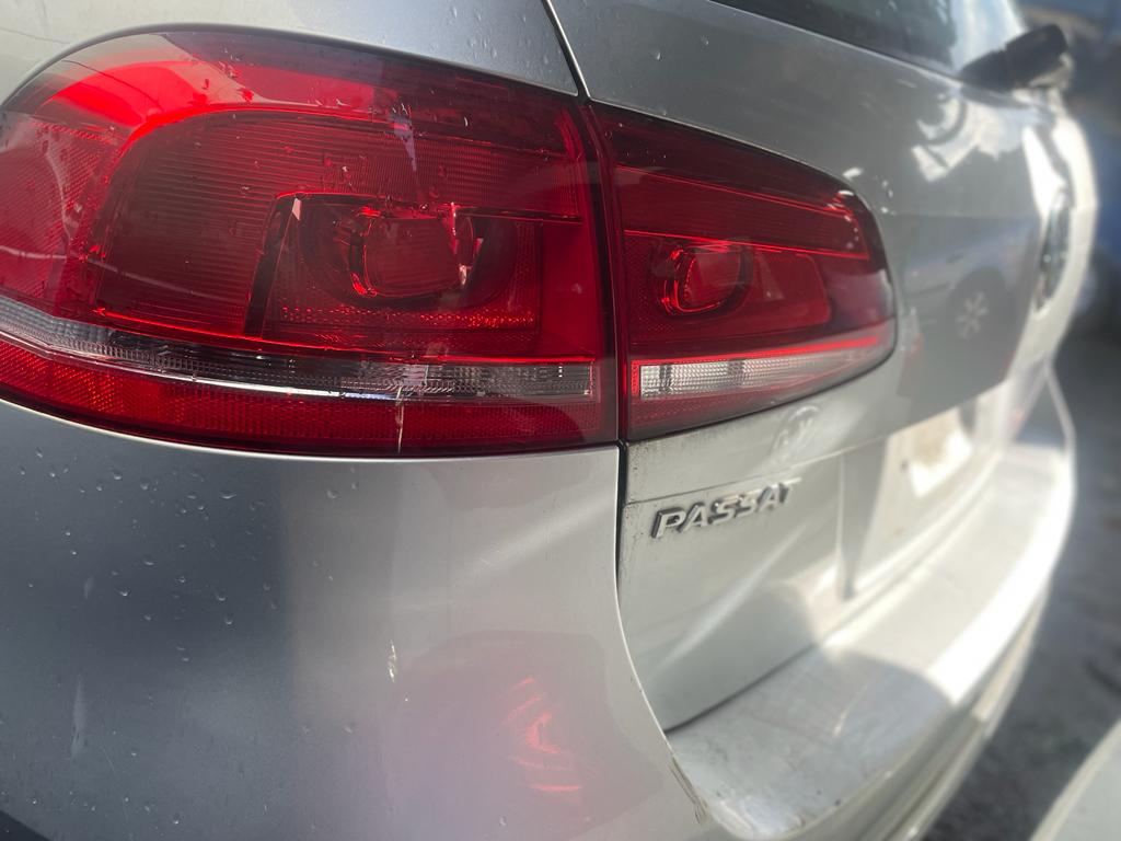 2013 VOLKSWAGEN PASSAT 3C/MK6 B7, ALLTRACK/WAGON, NON LED TYPE, 09/10-05/15 3AF945096E RIGHT TAILLIGHT