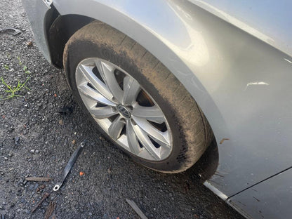 2013 VOLKSWAGEN PASSAT RIGHT FRONT DOOR LOCK, 3C/MK6 B6-B7, SEDAN/WAGON, P/N 3C2837016A, 03/06-05/15 3C2837016A DOOR BOOT GATE LOCK