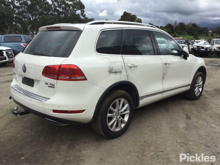 2011 VOLKSWAGEN TOUAREG 7P, AUTO T/M, 12/10-04/18 7P2713105 GEAR STICK SHIFTER
