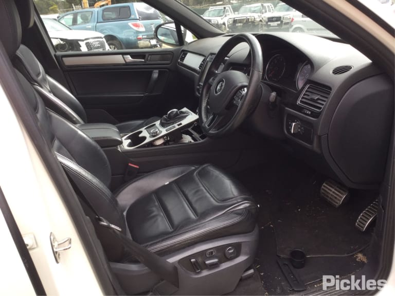 2011 VOLKSWAGEN TOUAREG 7P, AUTO T/M, 12/10-04/18 7P2713105 GEAR STICK SHIFTER