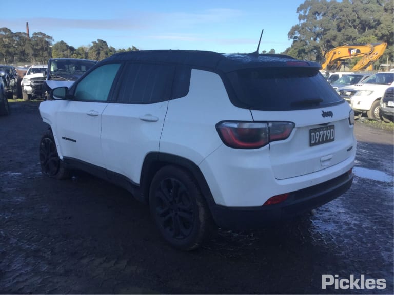 2022 JEEP COMPASS M6, FRONT, NON SUNROOF CONTROLS TYPE, 10/17-  COURTESY LIGHT