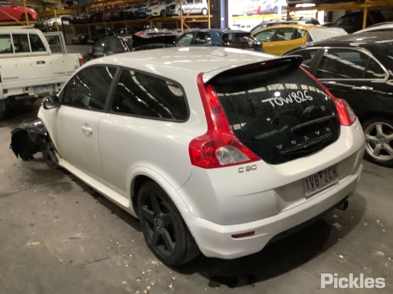 2010 VOLVO C30 ENGINE BAY, PETROL, 04/07-07/13 8688040 FUSE BOX