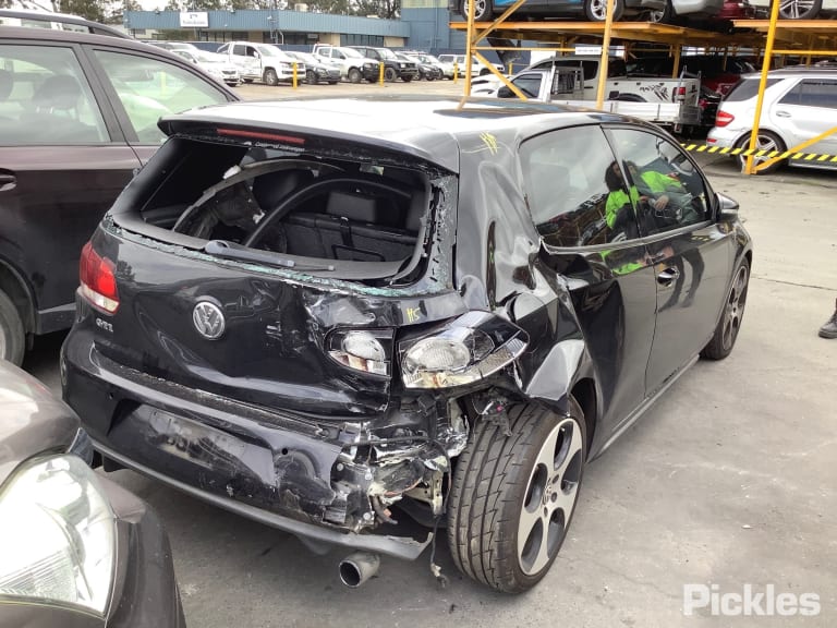 2011 VOLKSWAGEN GOLF LEFT FRONT DOOR LOCK, GEN 6, HATCH/CABRIO, P/N 5K2837015B, 10/08-01/16 5K2837015B DOOR BOOT GATE LOCK