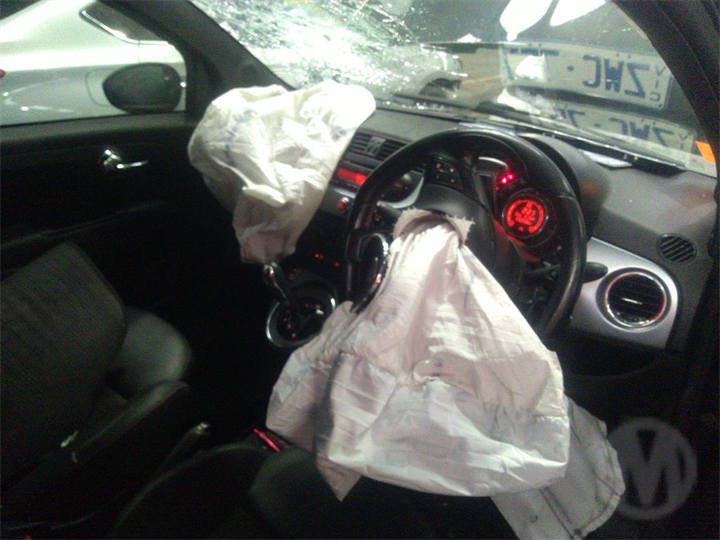 Wrecking 2013 FIAT 500 for Used Parts FI1116