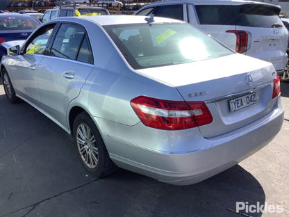 2011 MERCEDES E CLASS W212/S212, SEDAN/WAGON, NON AUTO DIM TYPE, 07/09-05/13 A 212 810 20 76 RIGHT DOOR MIRROR