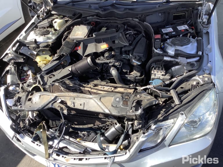 2011 MERCEDES E CLASS RIGHT FRONT DOOR LOCK, W212/S212, SEDAN/WAGON, NON KEYLESS START TYPE, 07/09-05/16 A 204 720 16 35 DOOR BOOT GATE LOCK