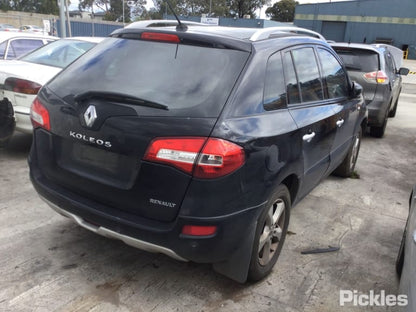 2010 RENAULT KALEOS H45, W/ SUN BLIND TYPE, 09/08-04/16 821000027R RIGHT REAR DOOR SLIDING