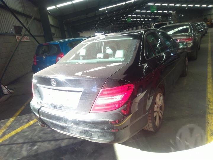 2012 MERCEDES C CLASS W204/S204, SEDAN/WAGON, 07/07-07/14 A2047200205 RIGHT FRONT DOOR