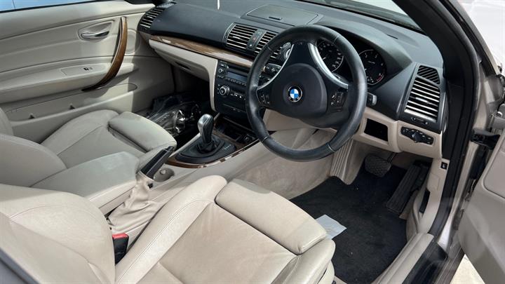 2010 BMW 1 SERIES E82/E88, COUPE/CABRIO, NON M SPORT PACKAGE, W/ PARK SENSORS TYPE, 02/08-09/13 51127208576 REAR BUMPER