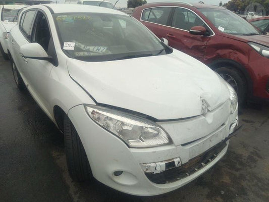 2011 RENAULT MEGANE BUMPER BAR (UPPER), X32/B95, 5DR HATCH, SPORT EDITION/PRIVILEGE, W/ PARK SENSOR TYPE, 09/10-06/13 850224667R REAR BUMPER