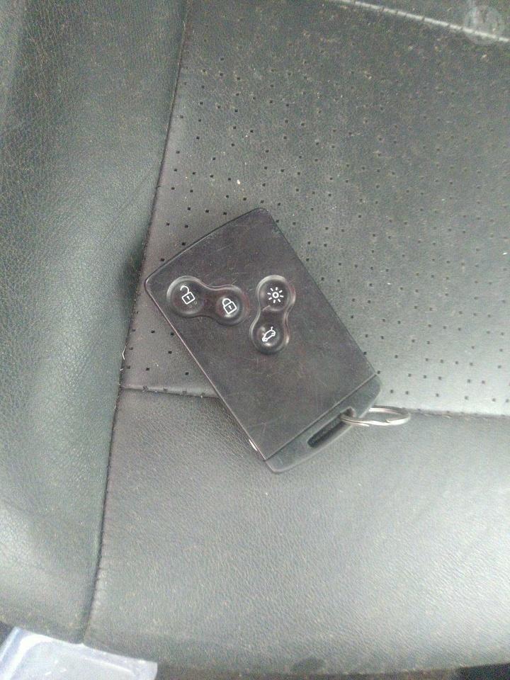 2011 RENAULT MEGANE TAILGATE LAMP (RH SIDE), X32/B95, 5DR HATCH, 09/10-05/16  REAR GARNISH