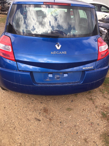 2007 RENAULT MEGANE B84, 5DR HATCH, NON PARK SENSOR TYPE, 12/03-08/10 7701474785 REAR BUMPER
