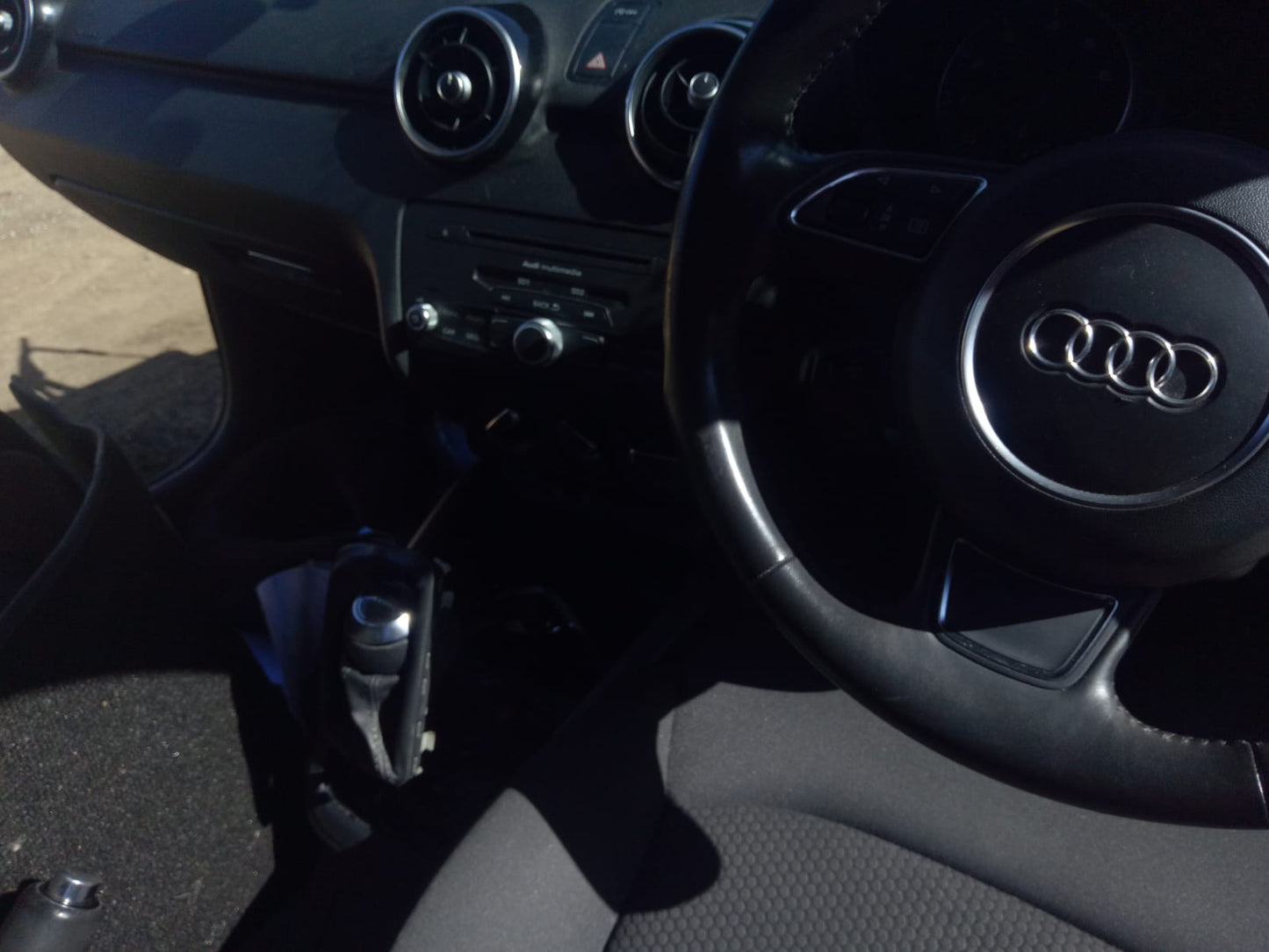 2011 AUDI A1 STEERING WHEEL, W/ CONTROLS TYPE, 8X, 12/10-10/18 8X0880201C RIGHT AIRBAG