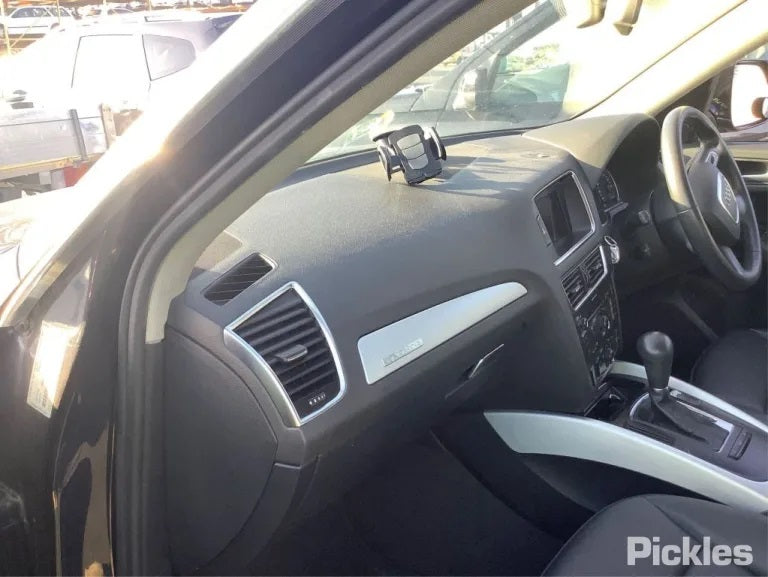 2011 AUDI Q5 LEFT REAR DOOR LOCK, 8R, SINGLE ROW (6 PIN), P/N 8K0839015C, 11/09-01/17 8K0839015C DOOR BOOT GATE LOCK