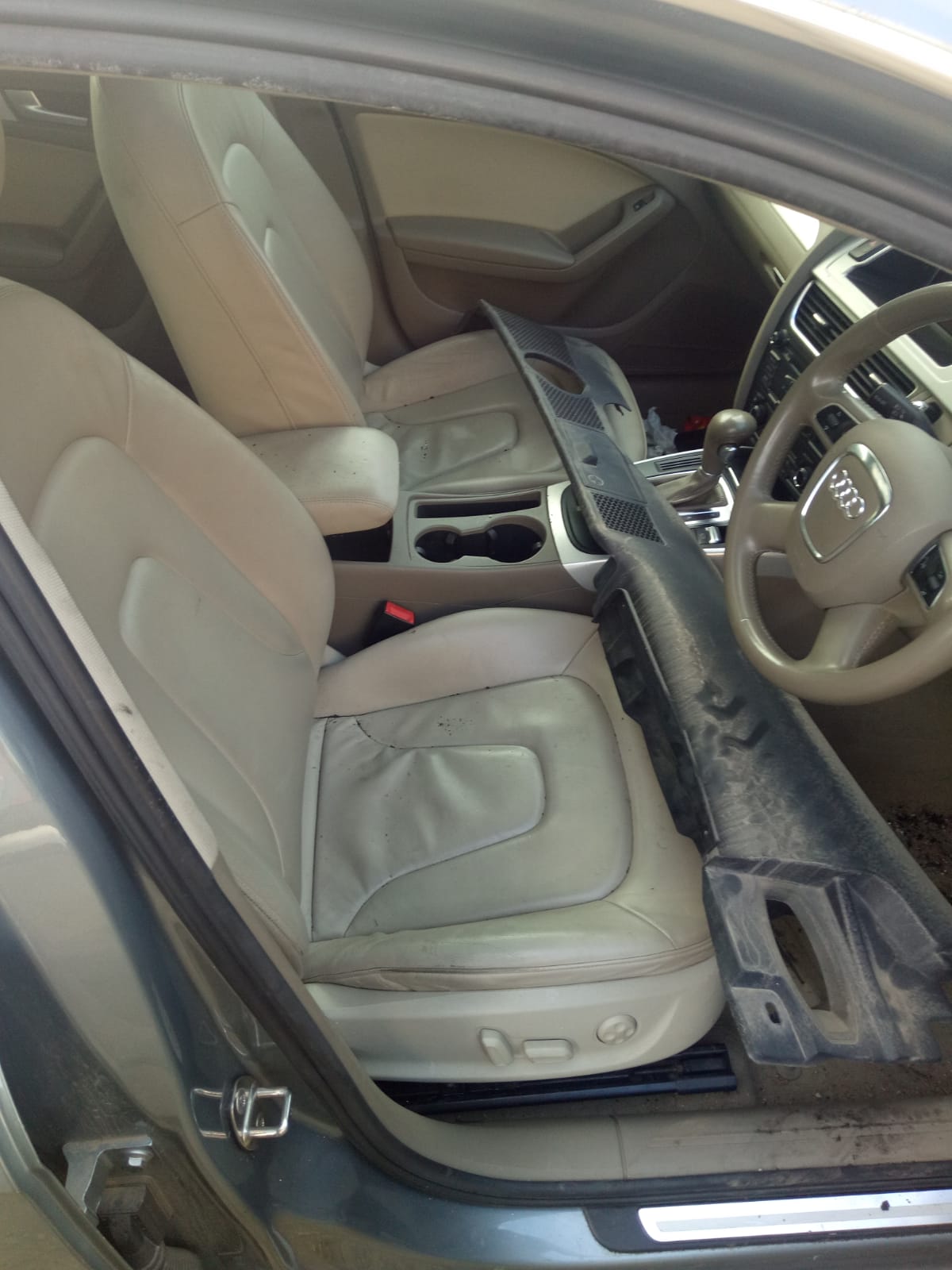 2010 AUDI A4 RIGHT FRONT DOOR LOCK, B8 8K, DUAL ROW (7 PIN), P/N 8J2837016C, 11/09-09/15 8J2837016C DOOR BOOT GATE LOCK